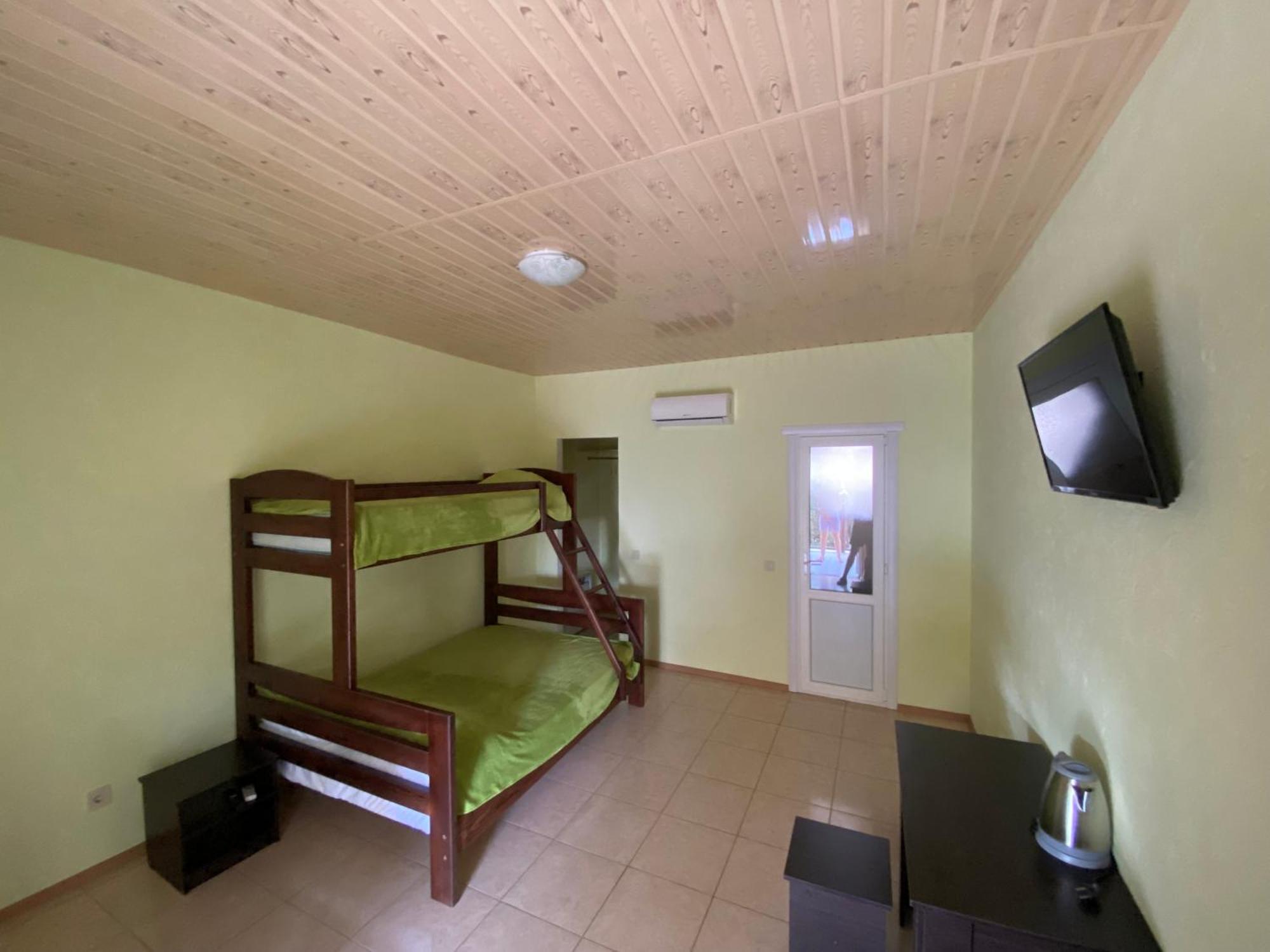More Nadezhd Hotell Sanzjijka Exteriör bild